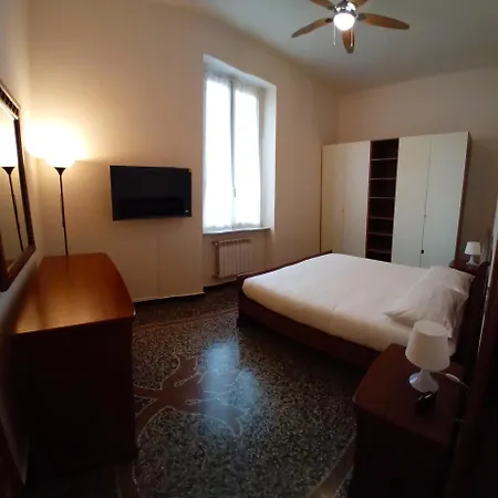 La Casa Di Marly A Foce Apartment *