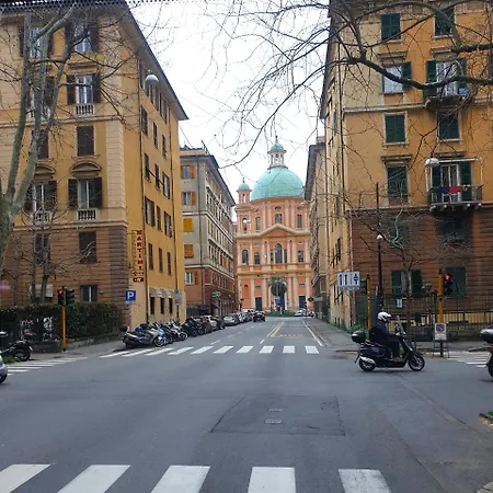Apartment La Casa Di Marly A Foce Genoa